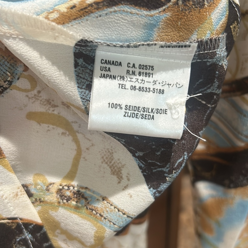 Escada Multicolor Abstract button down blouse with ruffle details. Size 44/L - Picture 9 of 10